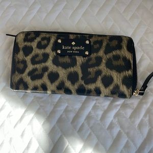 Kate spade tiger print wallet